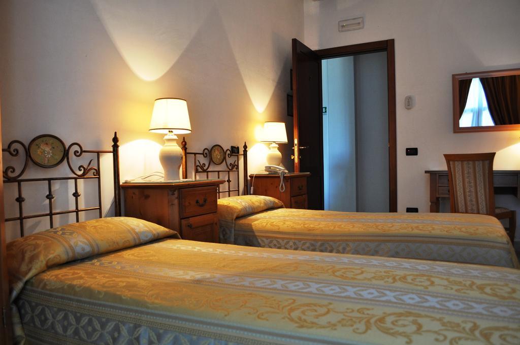 Griko Country Hotel Lecce Ruang foto